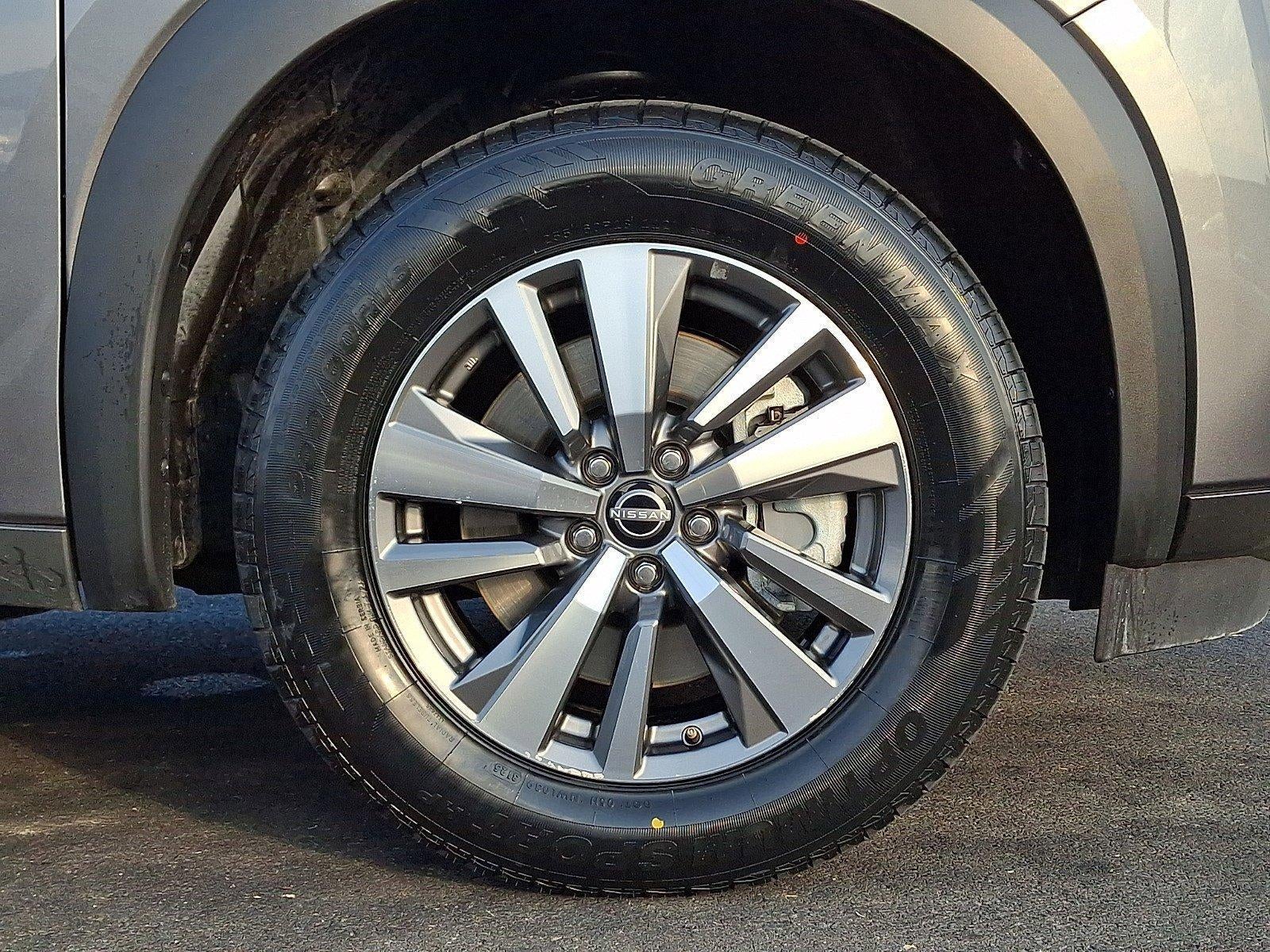 2025 Nissan Pathfinder SL 4WD