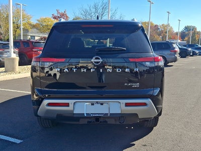 2022 Nissan Pathfinder Platinum