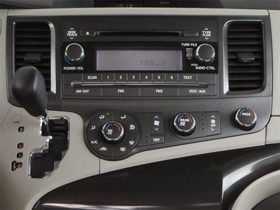 2011 Toyota Sienna 5dr 7-Pass Van V6 XLE AWD (Natl)