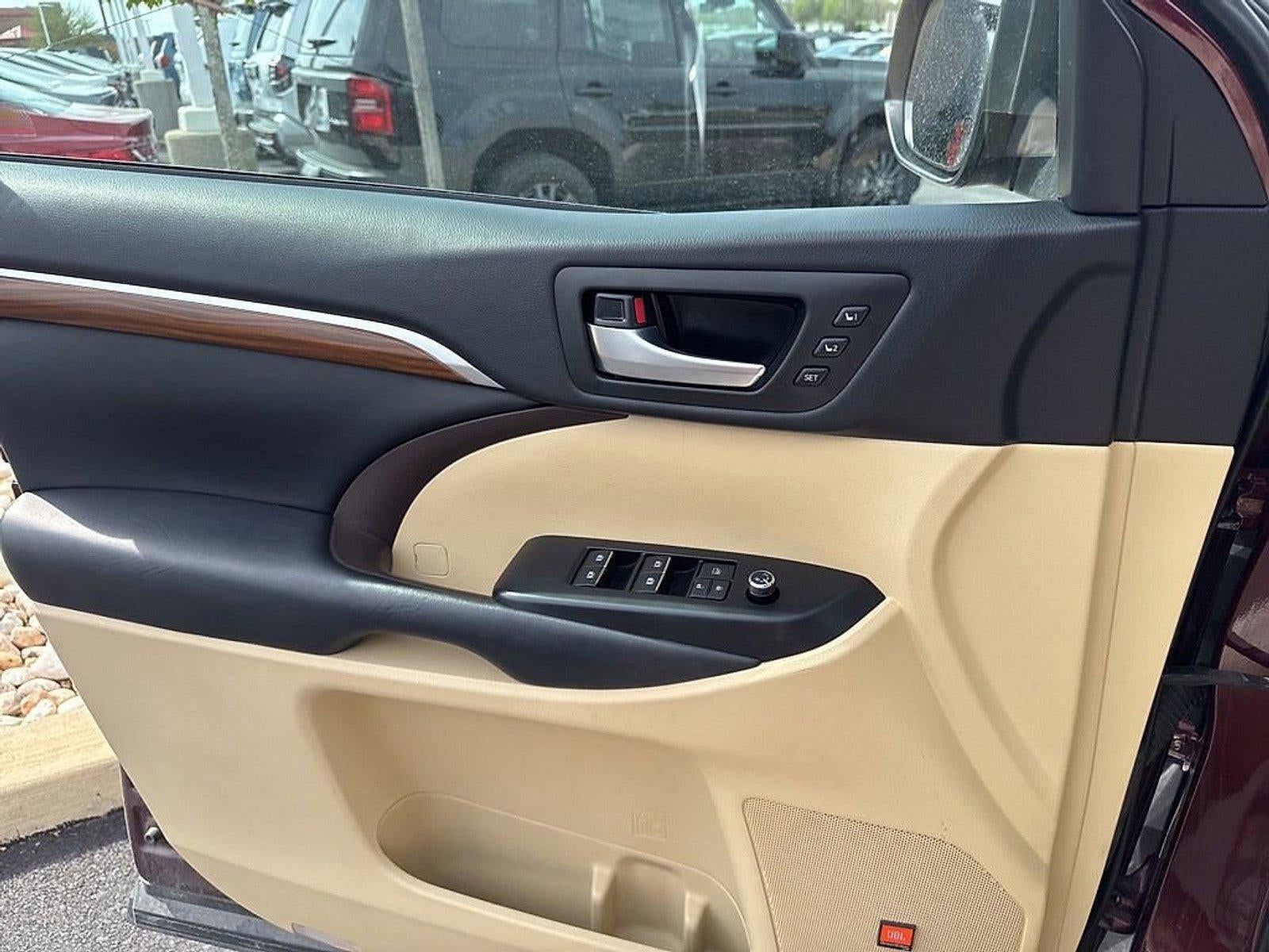 2018 Toyota Highlander Limited V6 AWD (Natl)