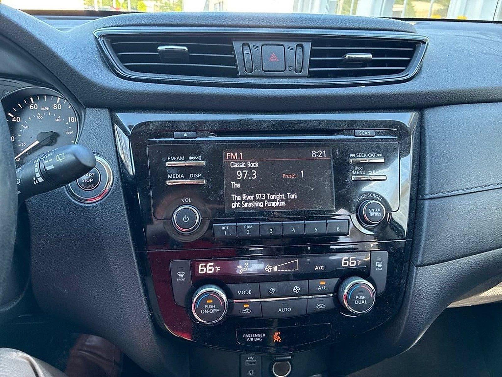 2017 Nissan Rogue AWD SV
