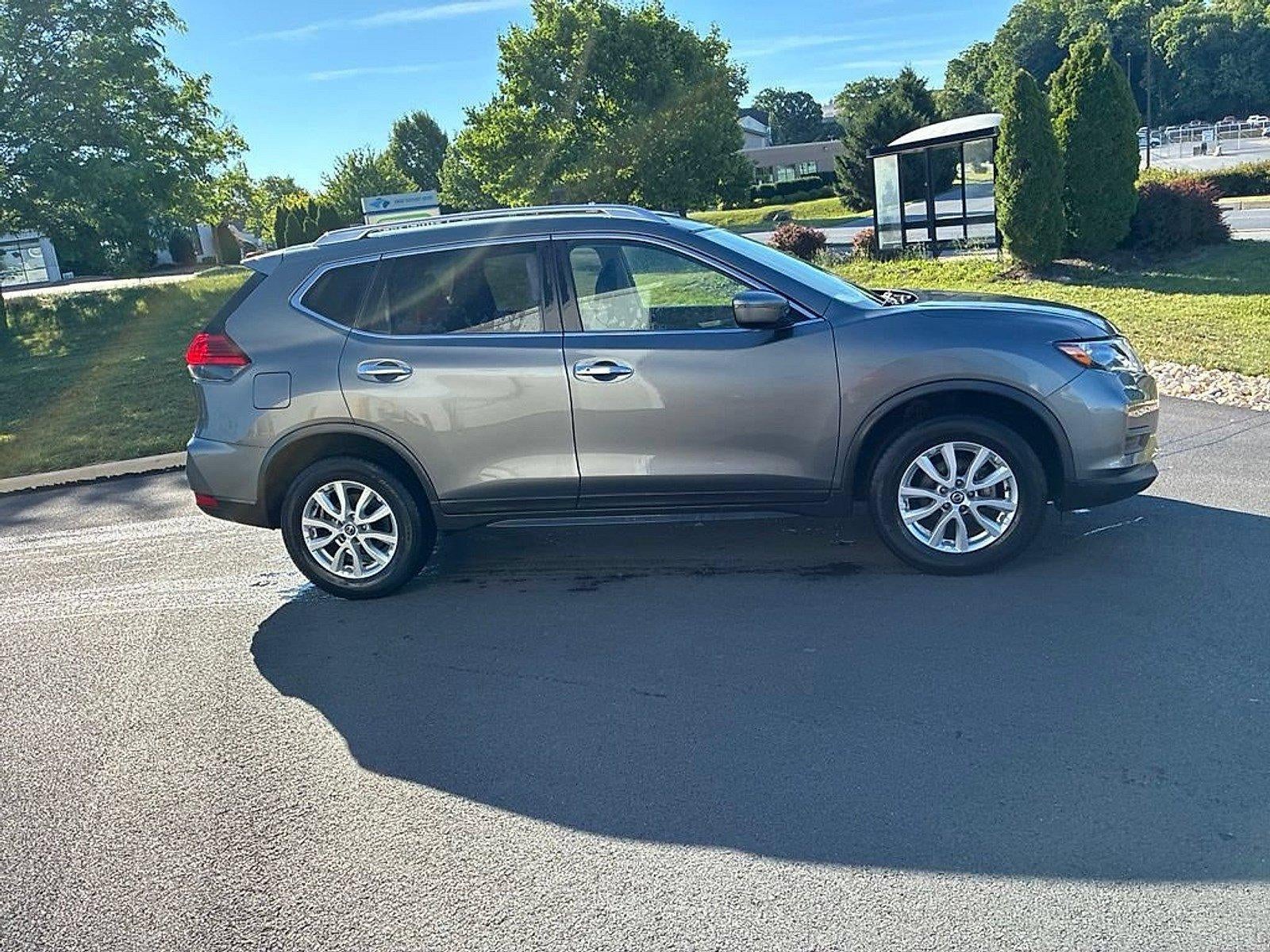 2017 Nissan Rogue AWD SV