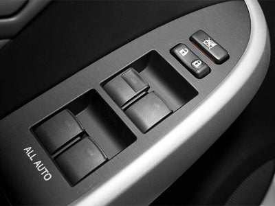 2013 Toyota Prius 5dr HB Two (Natl)