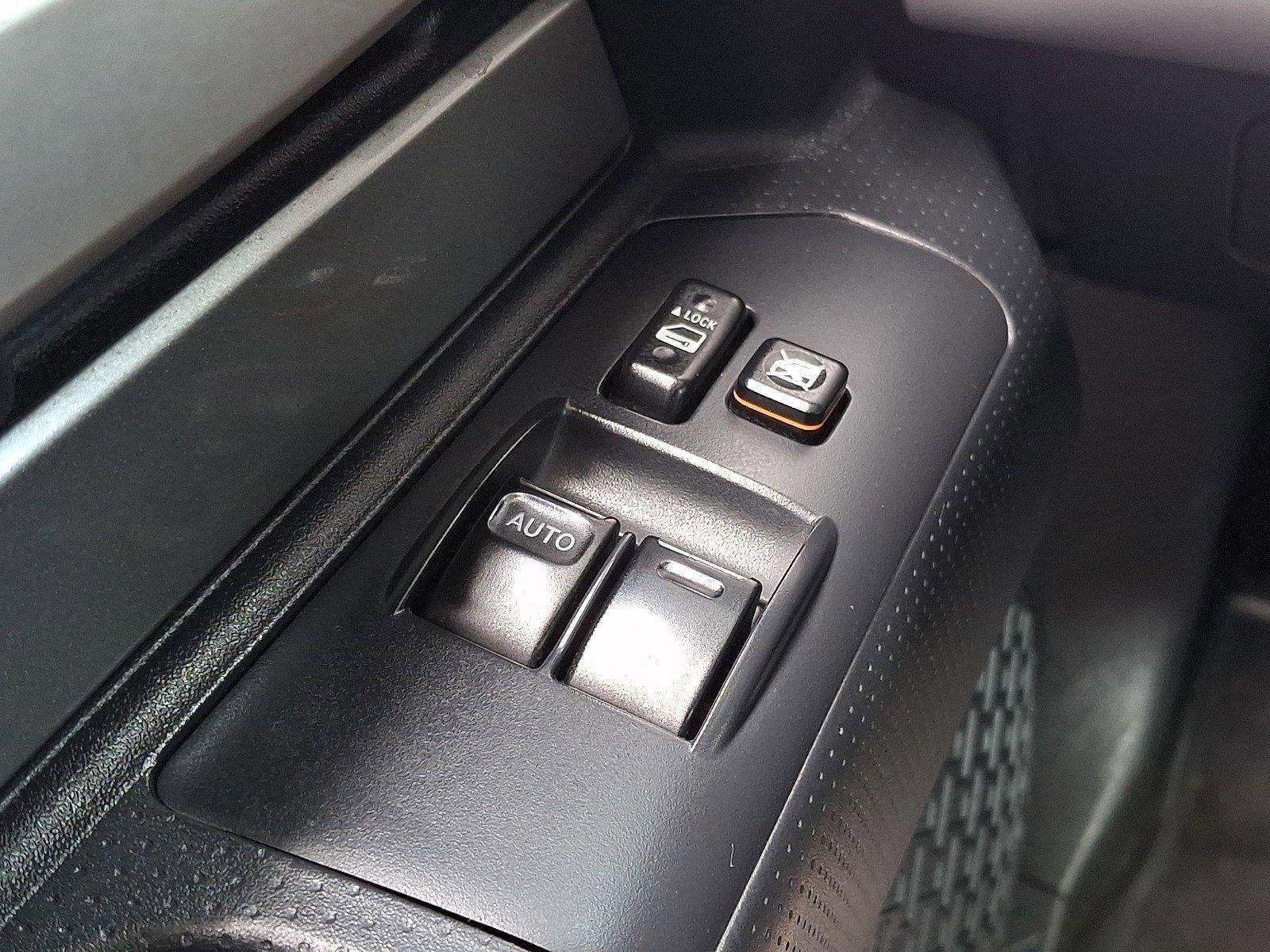 2010 Toyota FJ Cruiser 4WD 4dr Man (Natl)