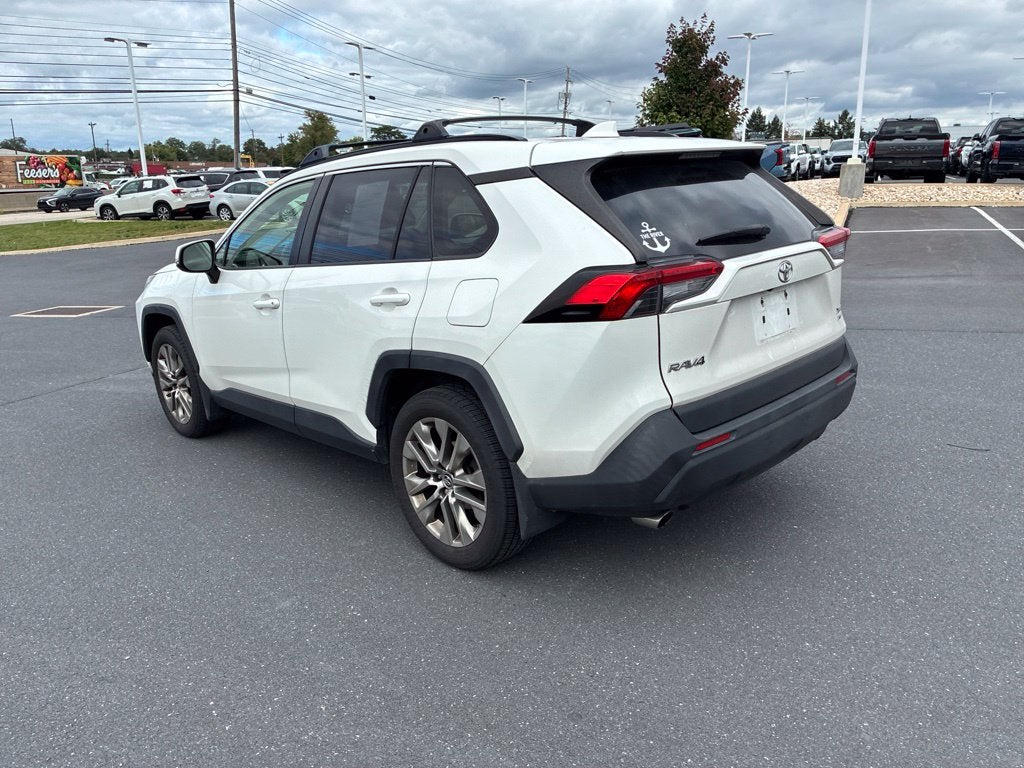 2019 Toyota RAV4 XLE Premium