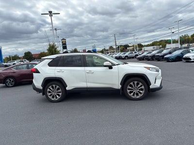 2019 Toyota RAV4 XLE Premium