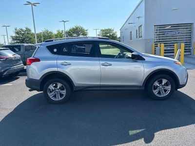 2015 Toyota RAV4 AWD 4dr LE (Natl)