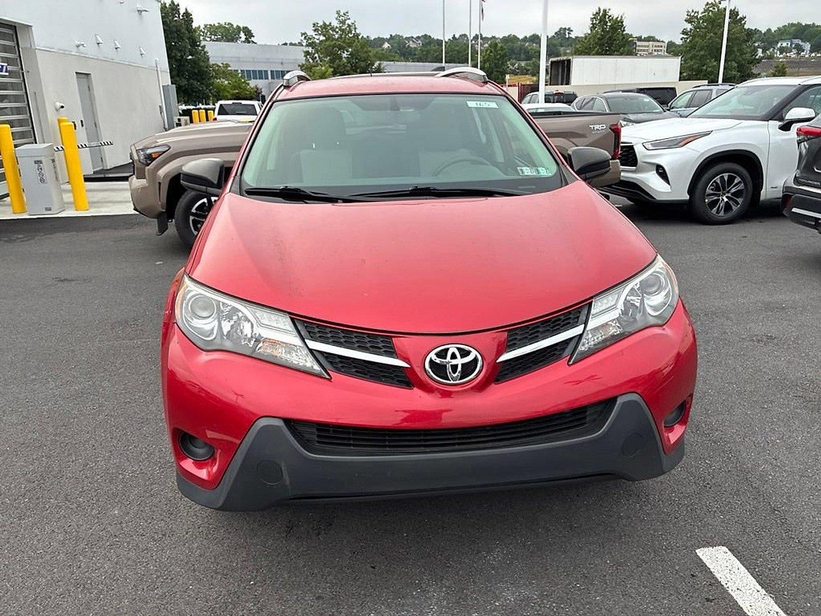 2015 Toyota RAV4 AWD 4dr LE (Natl)