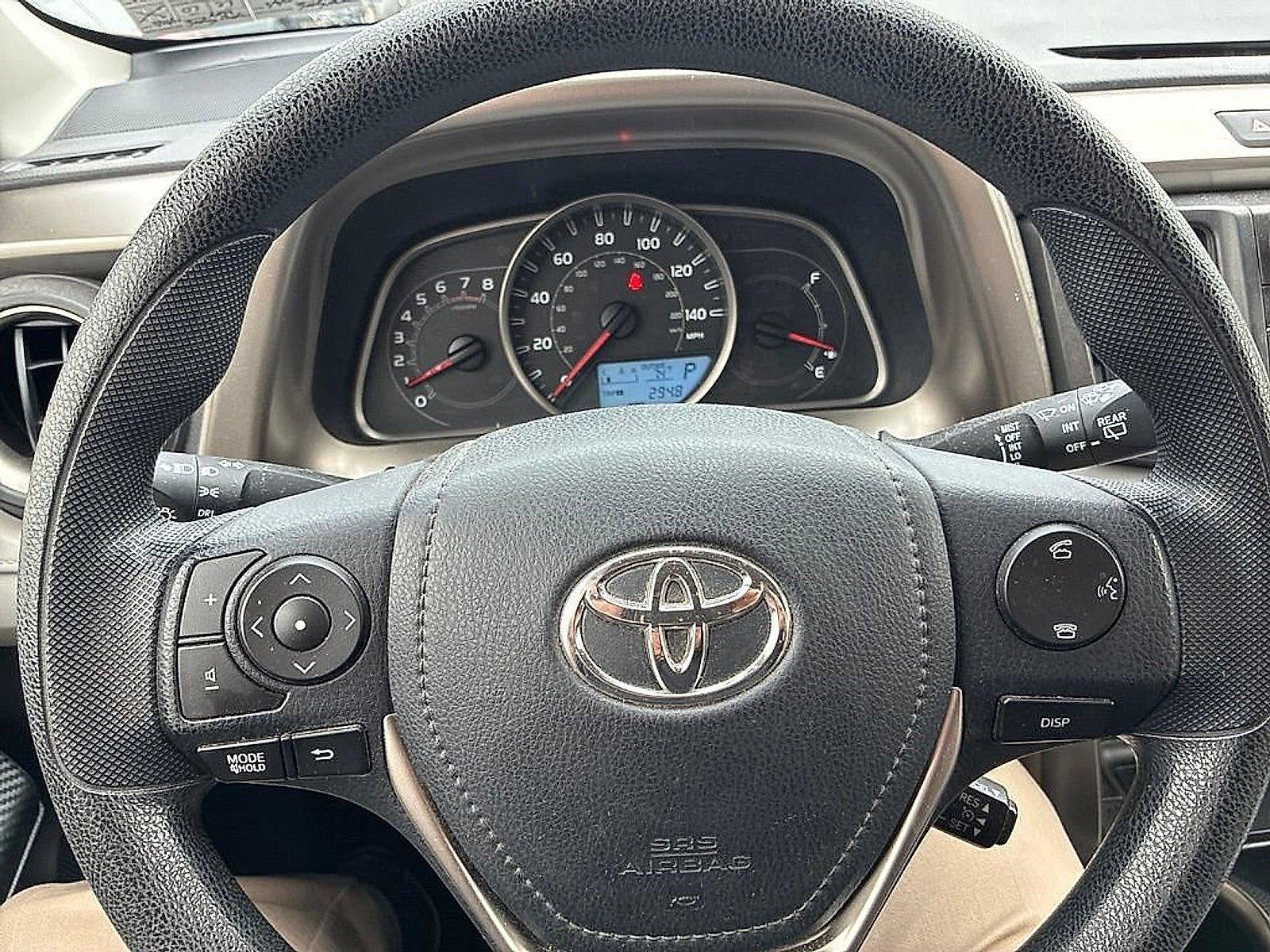 2015 Toyota RAV4 AWD 4dr LE (Natl)