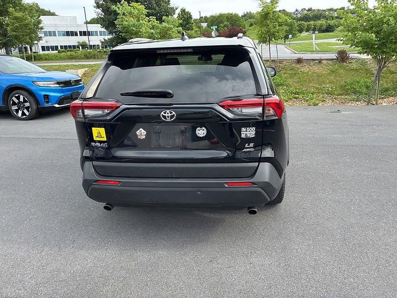 2019 Toyota RAV4 LE AWD (Natl)