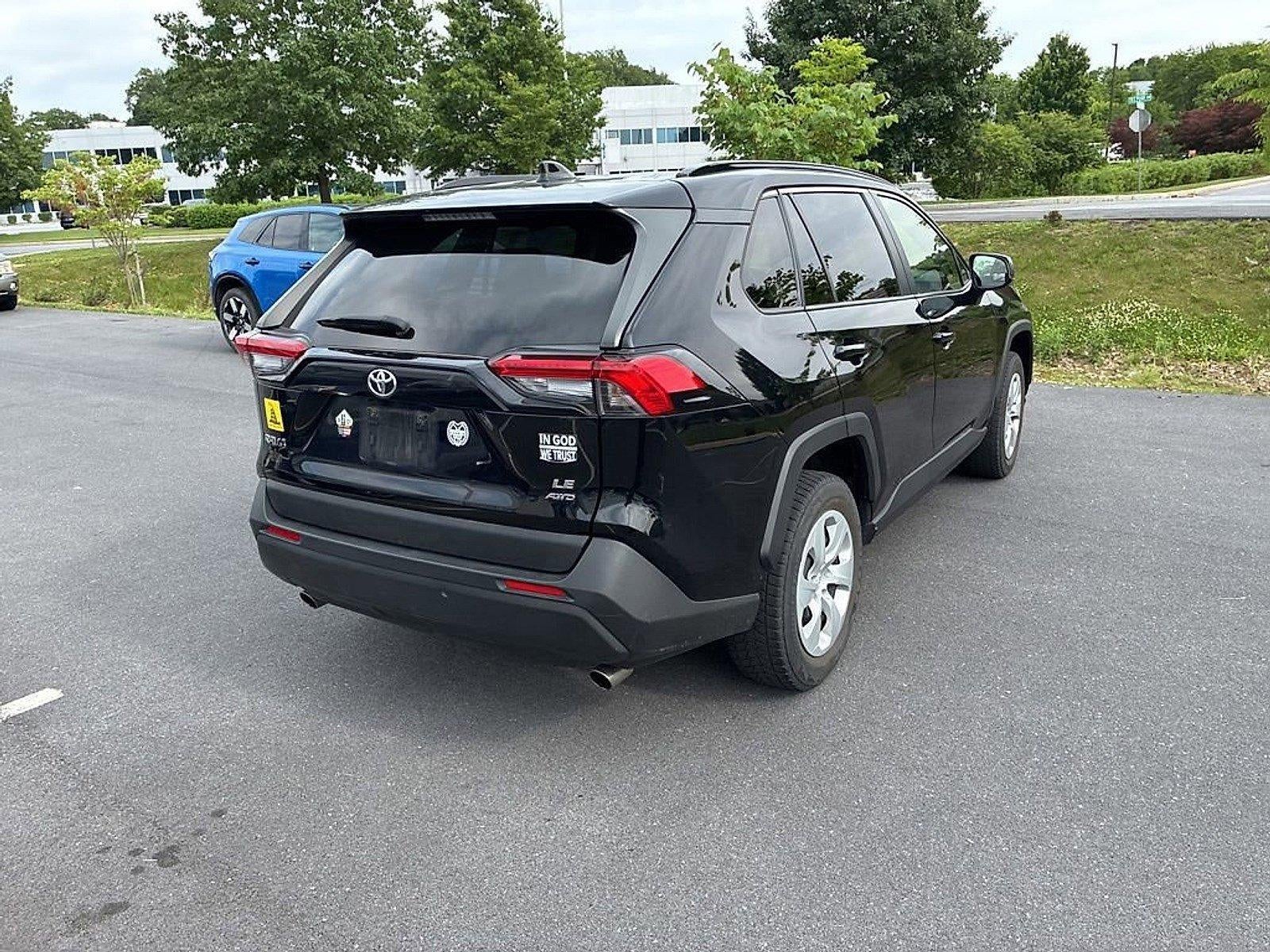 2019 Toyota RAV4 LE AWD (Natl)