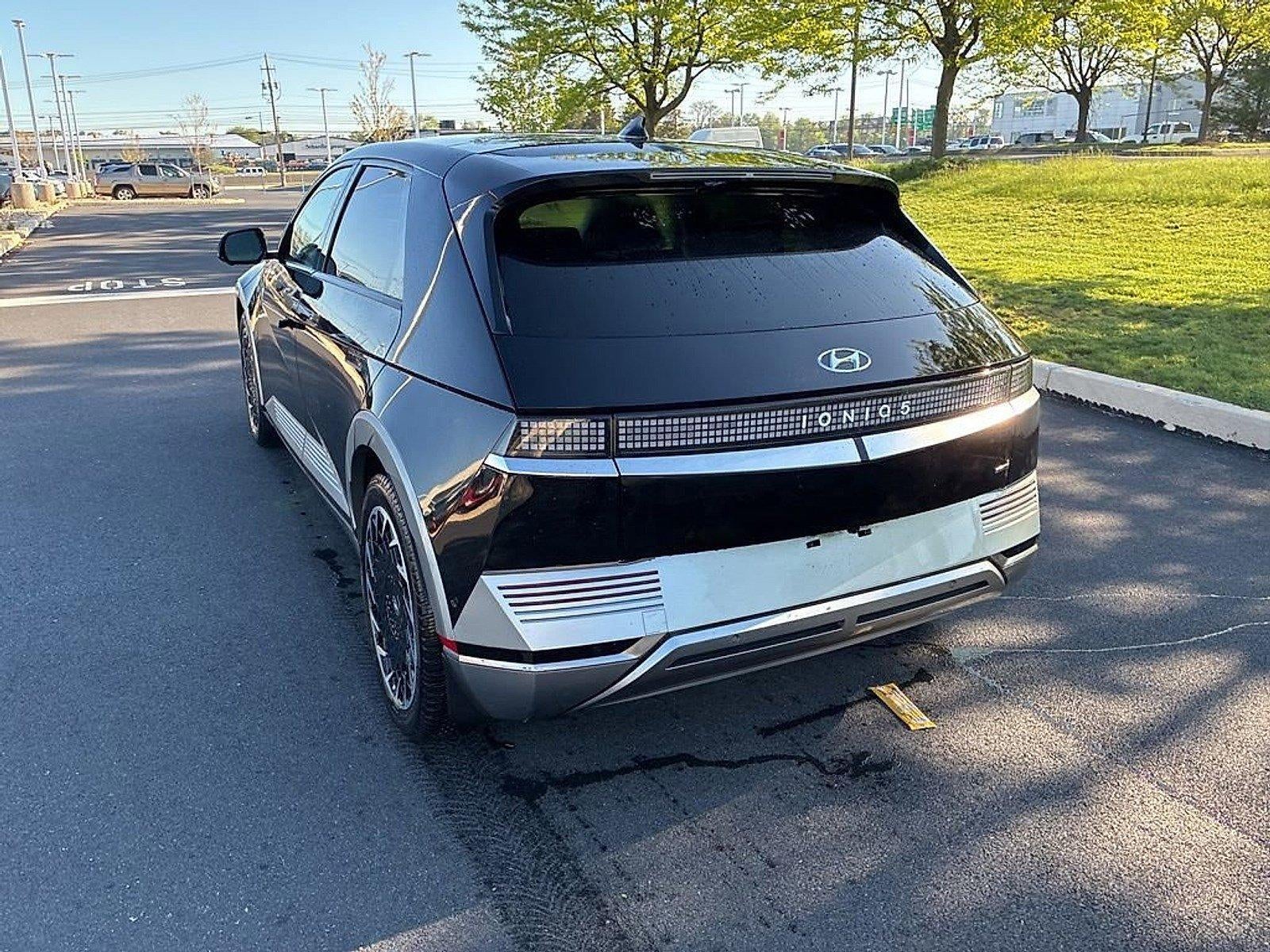 2022 Hyundai IONIQ 5 Limited AWD