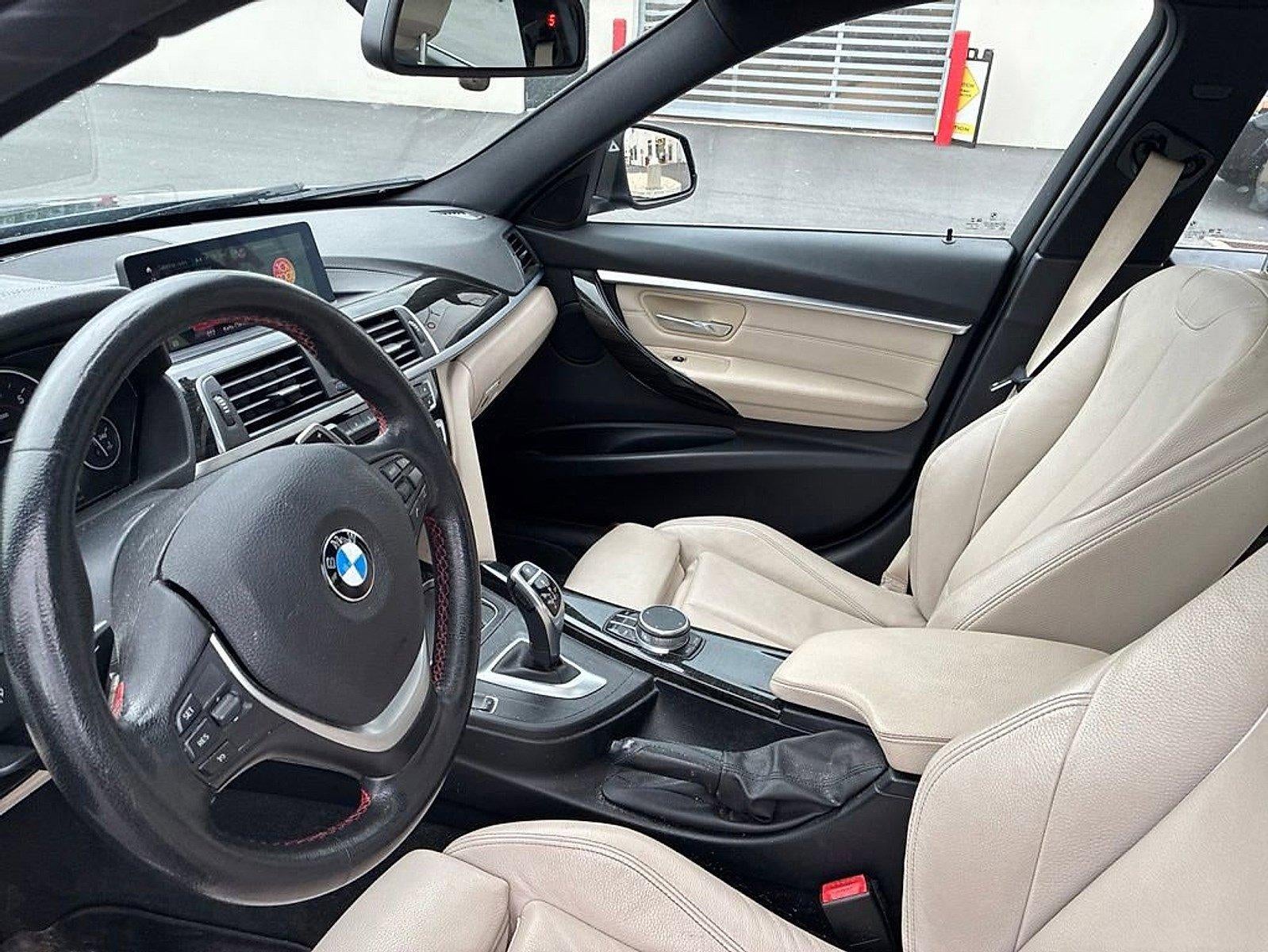 2018 BMW 330i xDrive Sedan