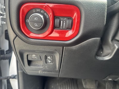 2021 RAM 1500 Laramie 4x2 Crew Cab 5'7" Box