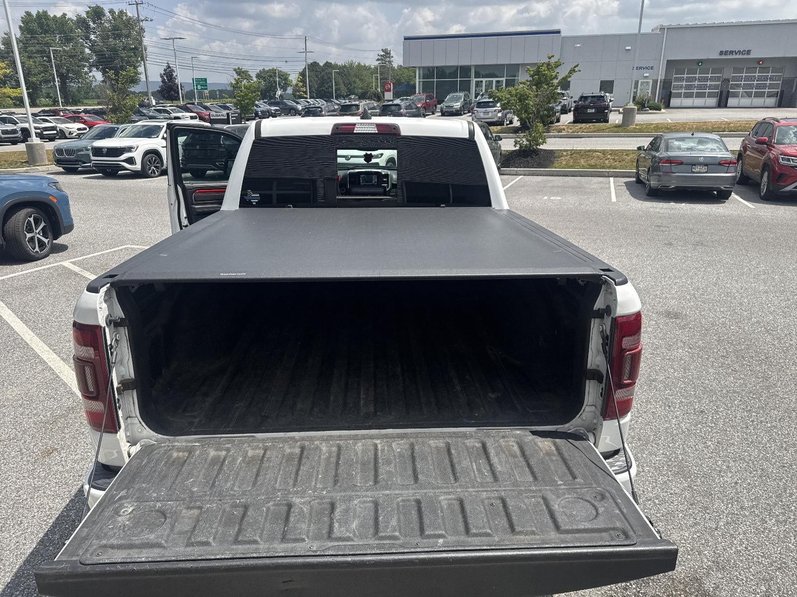 2021 RAM 1500 Laramie 4x2 Crew Cab 5'7" Box