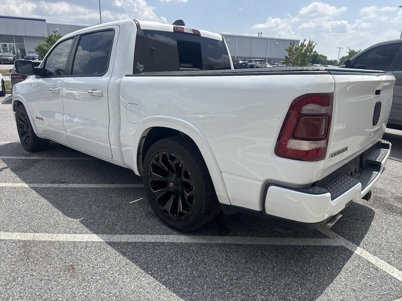 2021 RAM 1500 Laramie 4x2 Crew Cab 5'7" Box