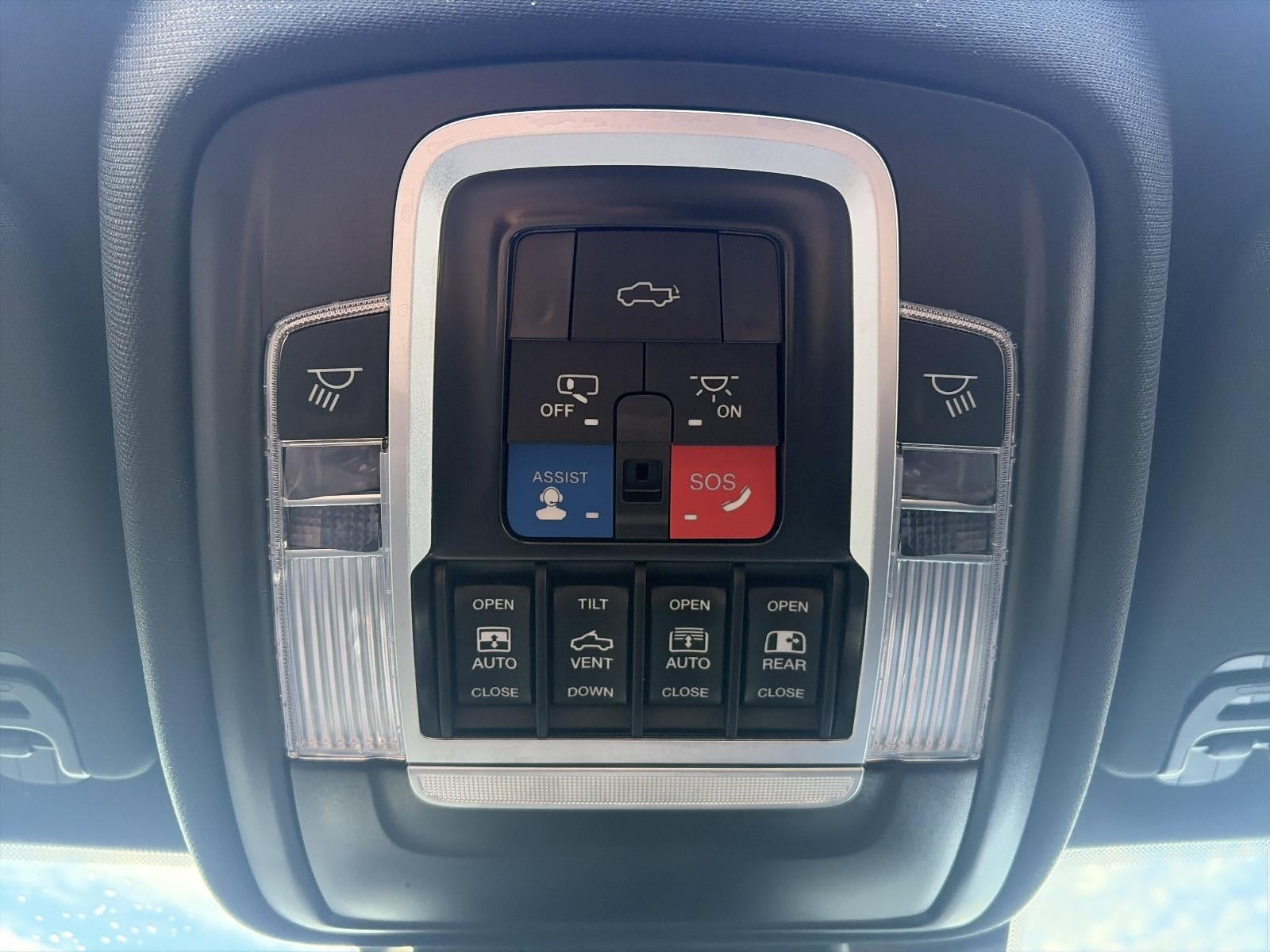 2024 RAM 1500 Laramie 4x4 Crew Cab 5'7" Box