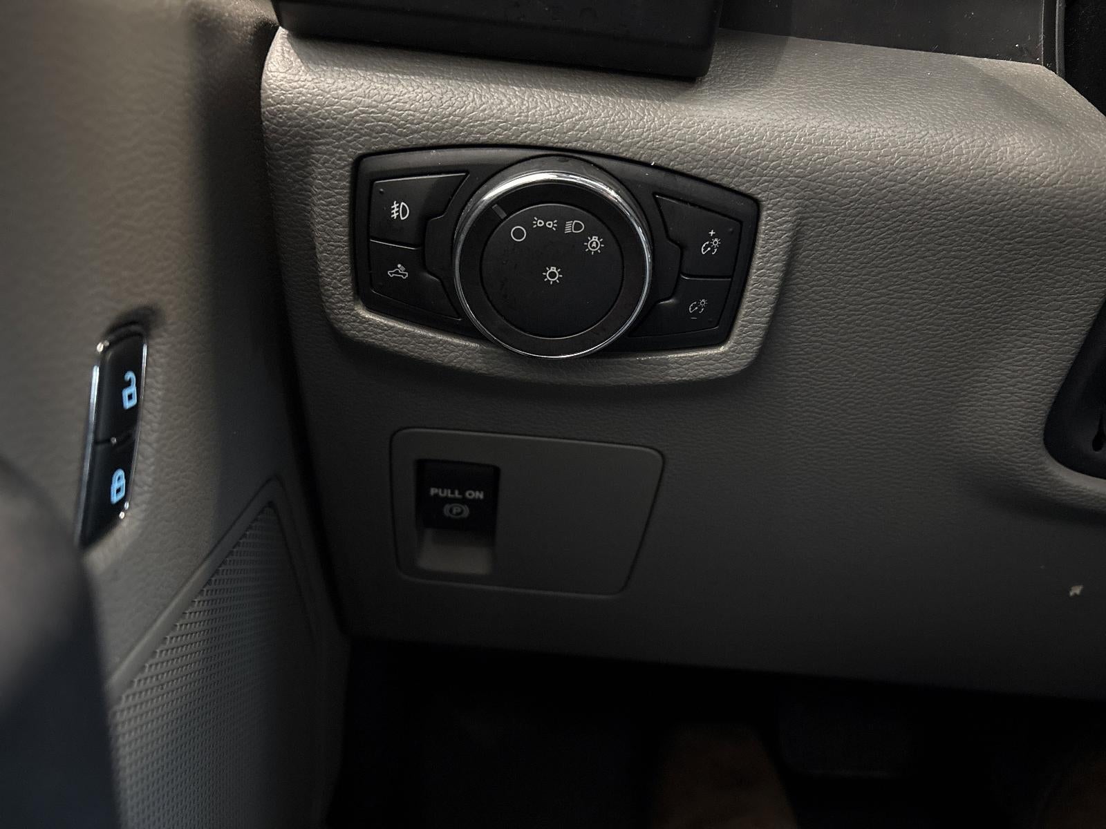 2017 Ford F-150 XL 4WD SuperCab 6.5' Box