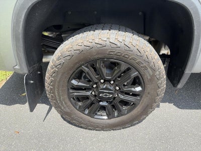 2025 Chevrolet Silverado 2500 HD Crew Cab Standard Box 4-Wheel Drive LT