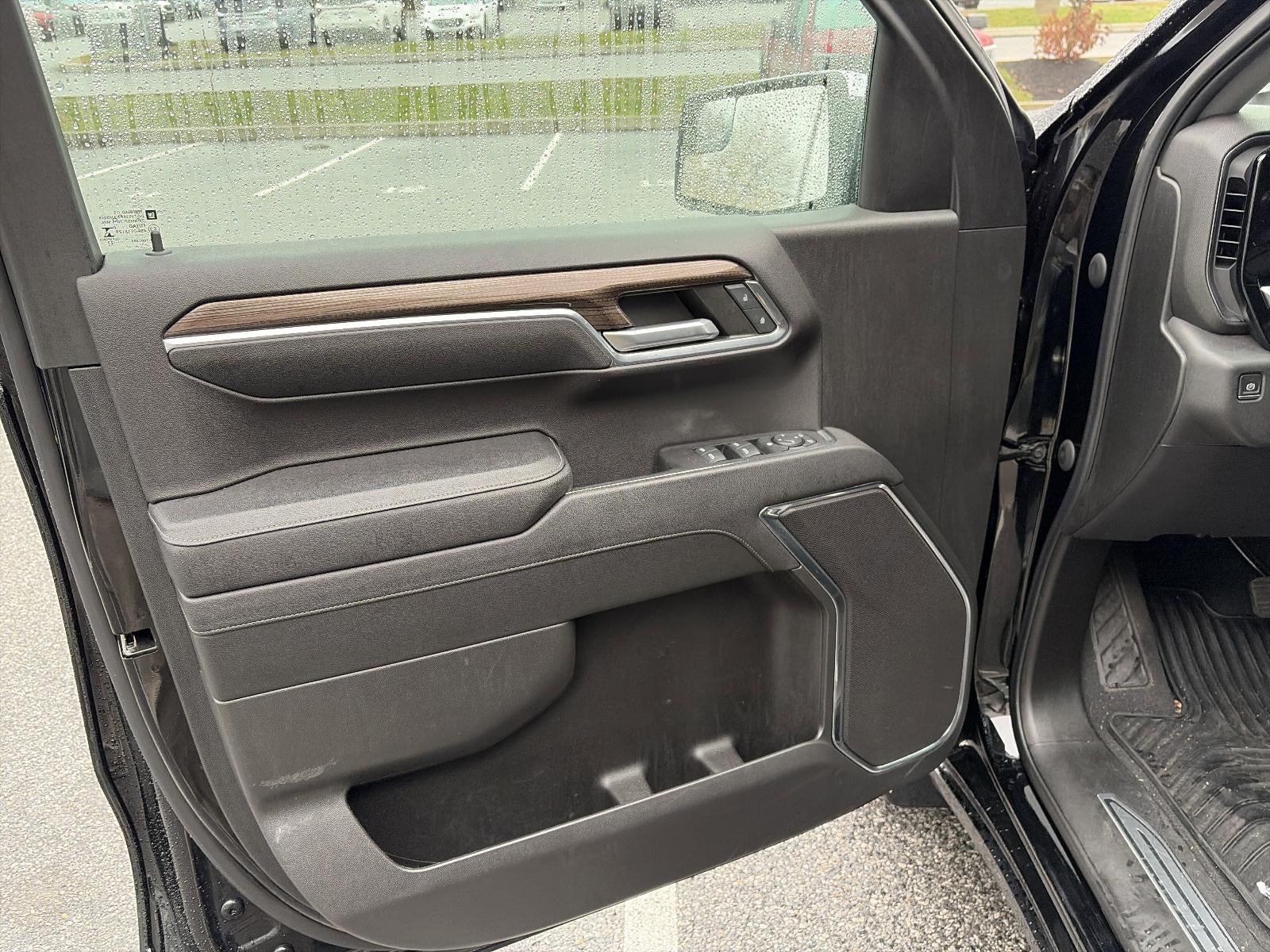 2023 Chevrolet Silverado 1500 Crew Cab Short Box 4-Wheel Drive LT 2FL