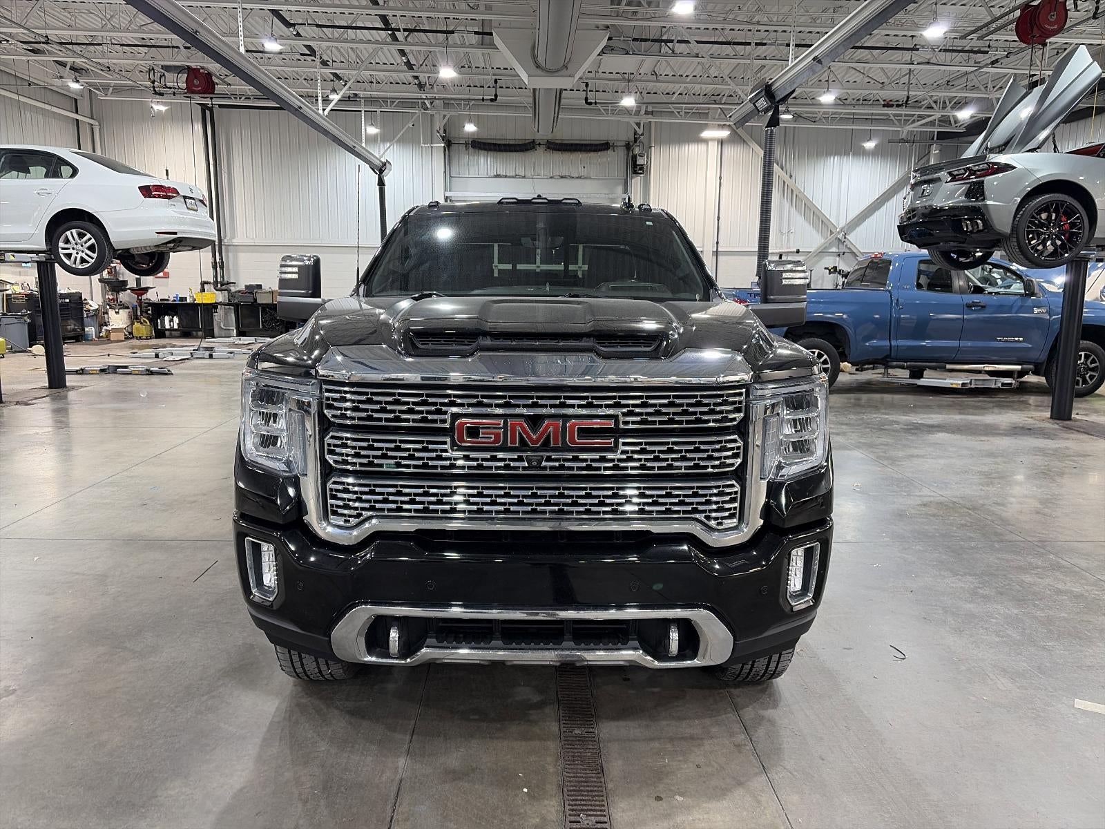 2020 GMC Sierra 2500 HD Crew Cab Standard Box 4-Wheel Drive Denali