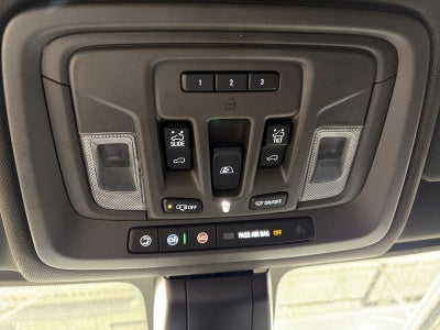 2020 GMC Sierra 2500 HD Crew Cab Standard Box 4-Wheel Drive Denali