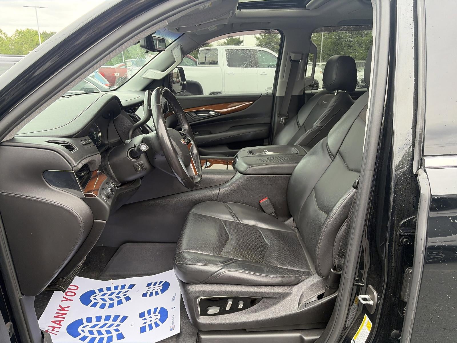 2018 Cadillac Escalade ESV 4WD Luxury