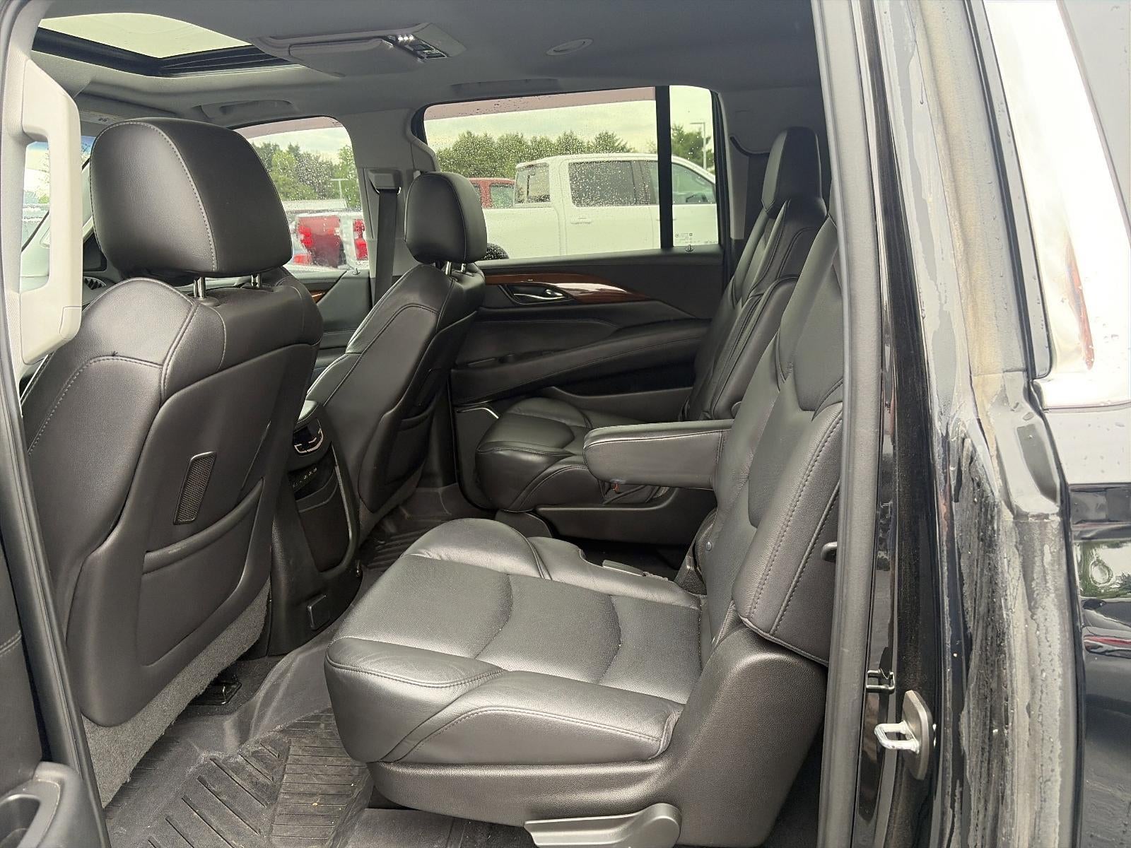 2018 Cadillac Escalade ESV 4WD Luxury