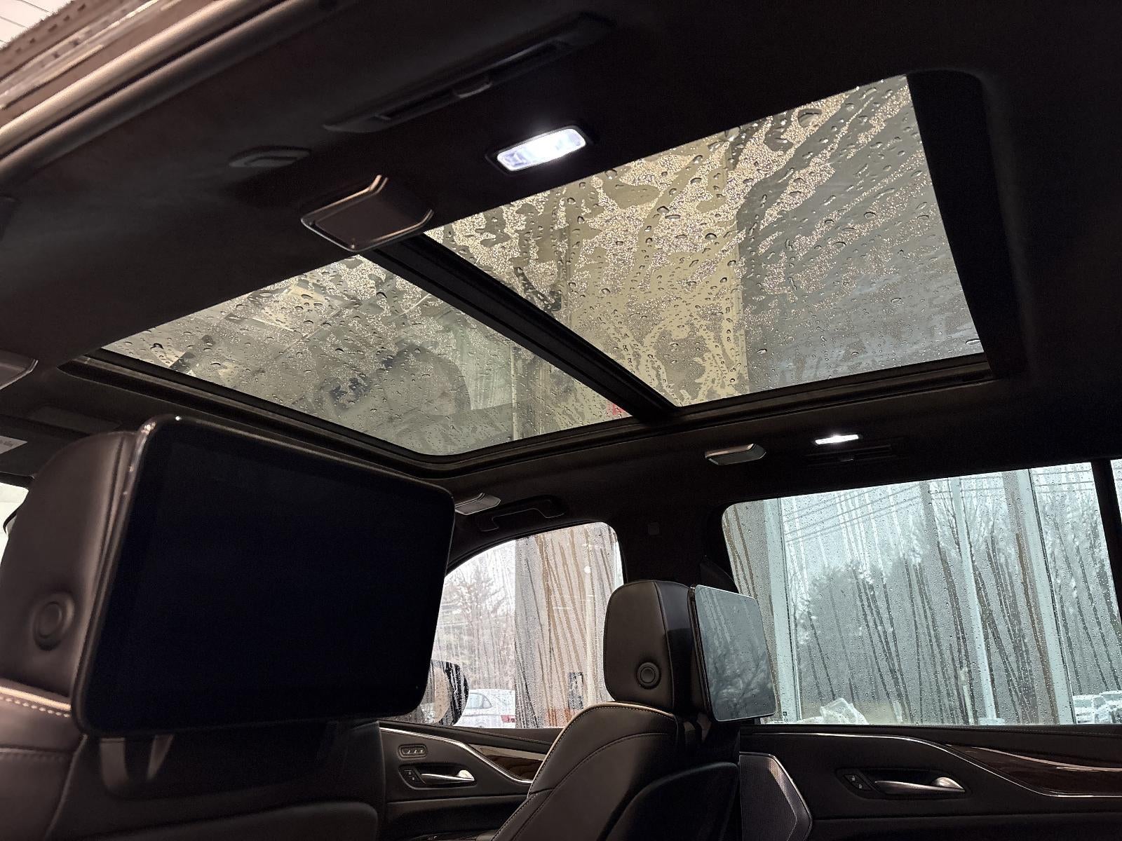 2023 Cadillac Escalade ESV 4WD Sport Platinum