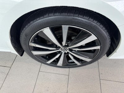2021 Nissan Altima 2.5 SR Sedan