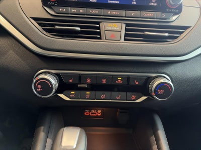 2021 Nissan Altima 2.5 SR Sedan