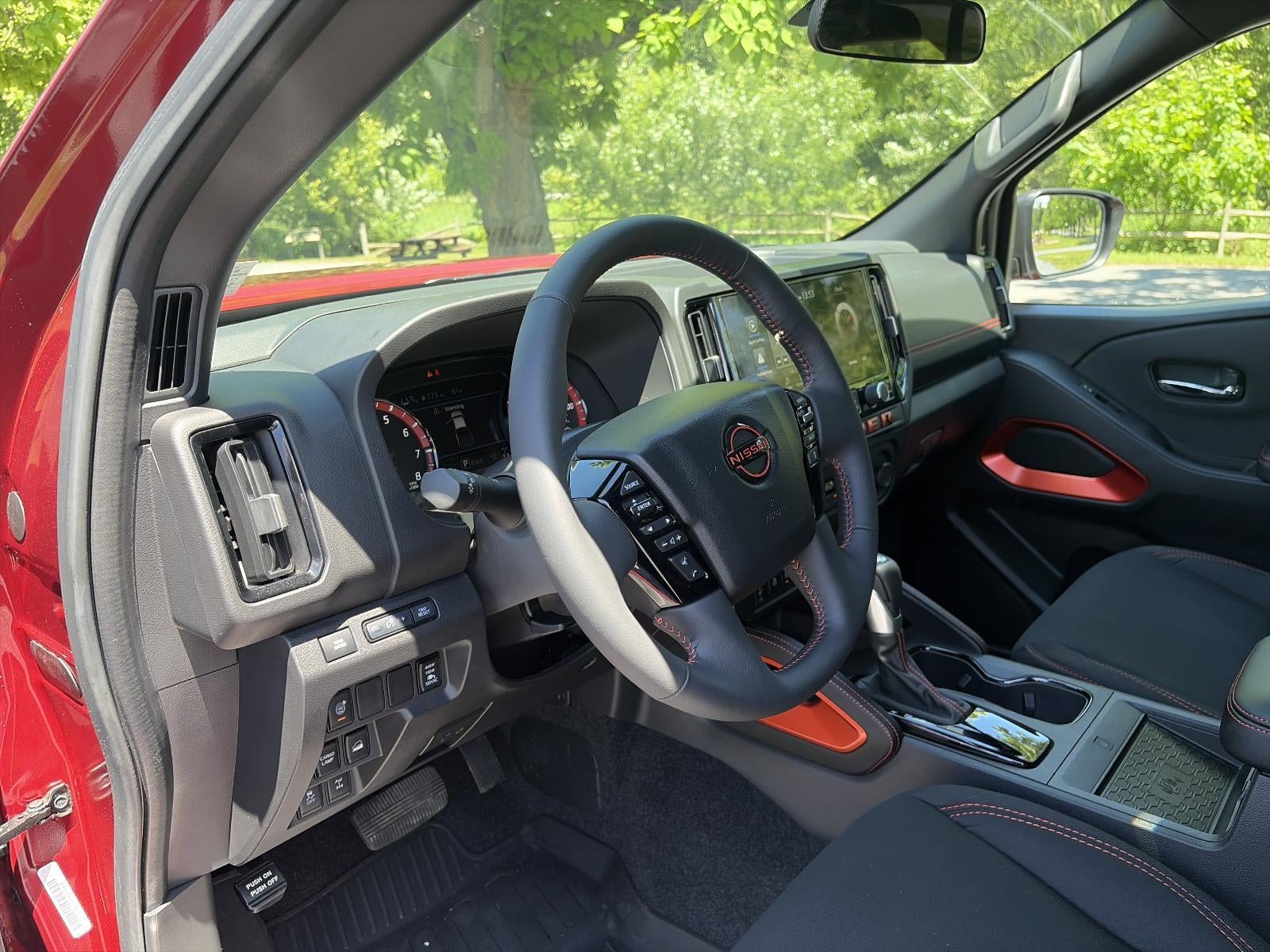 2025 Nissan Frontier Crew Cab 4x4 PRO-4X