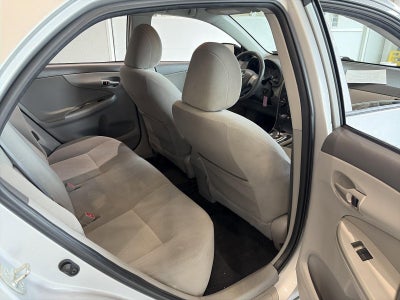 2010 Toyota Corolla 4dr Sdn Auto LE (Natl)