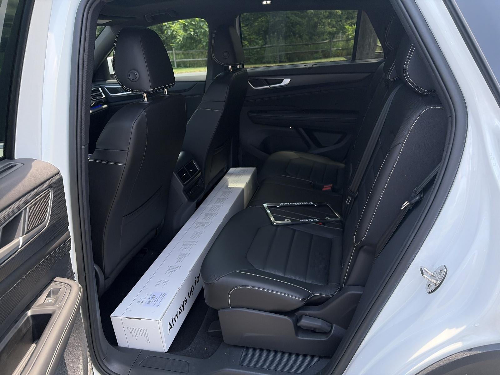 2024 Volkswagen Atlas Cross Sport 2.0T SEL R-Line 4MOTION