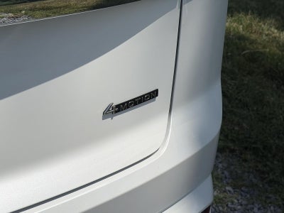2024 Volkswagen Atlas Cross Sport 2.0T SEL R-Line 4MOTION