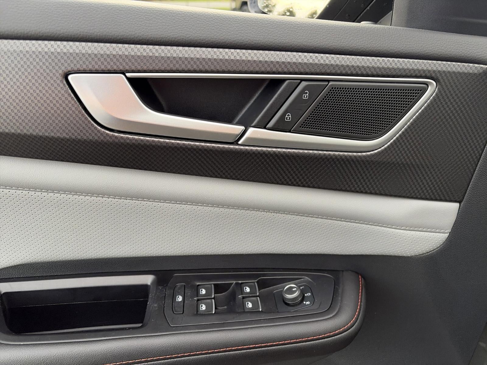 2024 Volkswagen Atlas 2.0T Peak Edition SE w/Technology 4MOTION