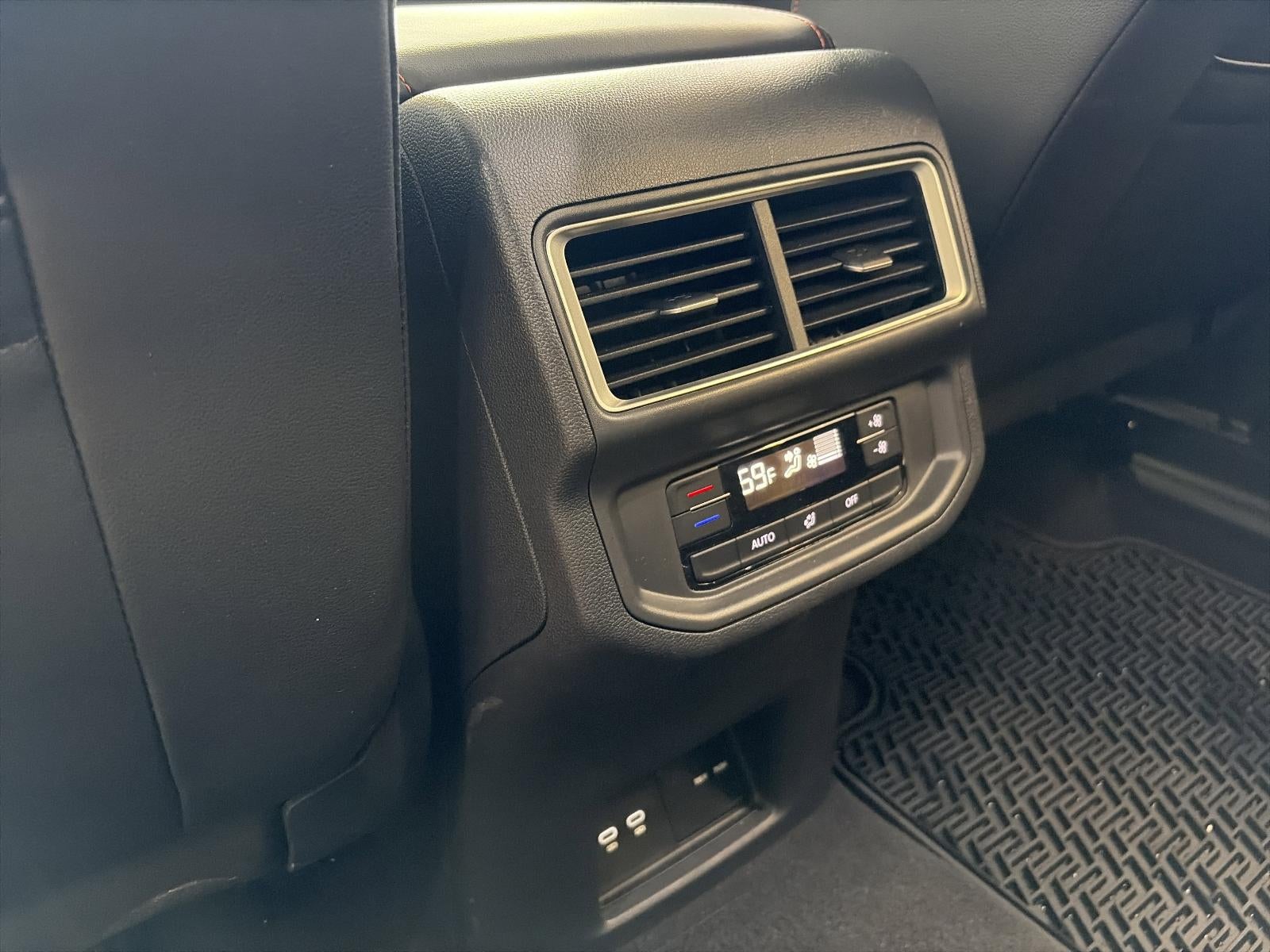 2024 Volkswagen Atlas 2.0T Peak Edition SE w/Technology 4MOTION