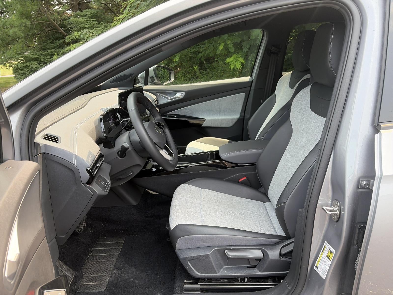 2023 Volkswagen ID.4 Pro AWD w/SK On Battery