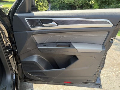 2023 Volkswagen Atlas Cross Sport 3.6L V6 SEL Premium R-Line 4MOTION