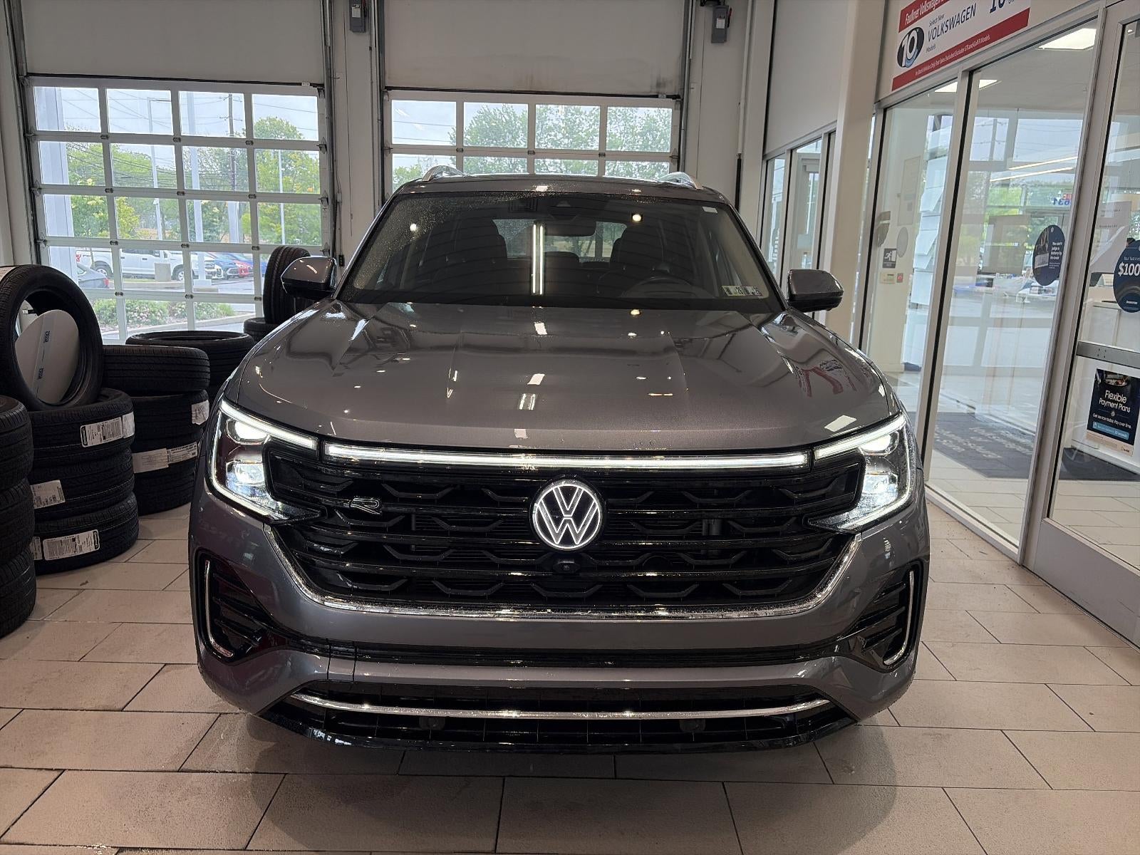 2024 Volkswagen Atlas 2.0T SEL Premium R-Line 4MOTION