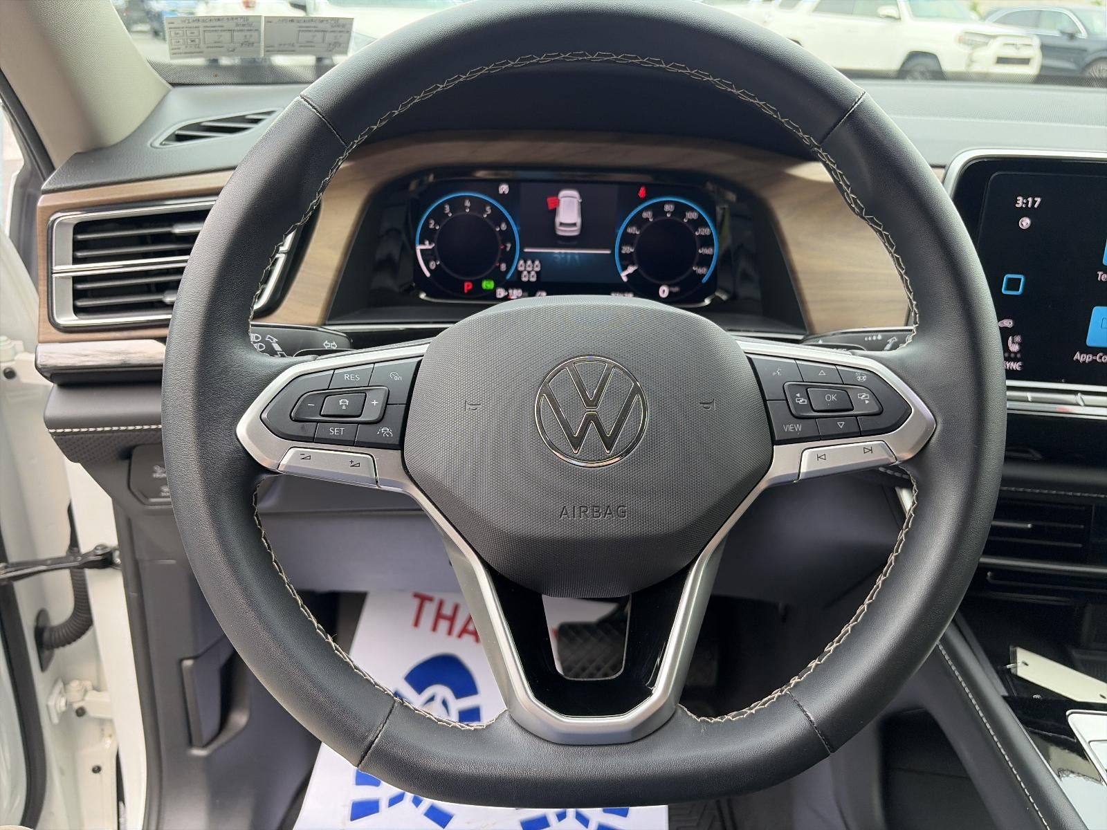 2024 Volkswagen Atlas 2.0T SE w/Technology 4MOTION