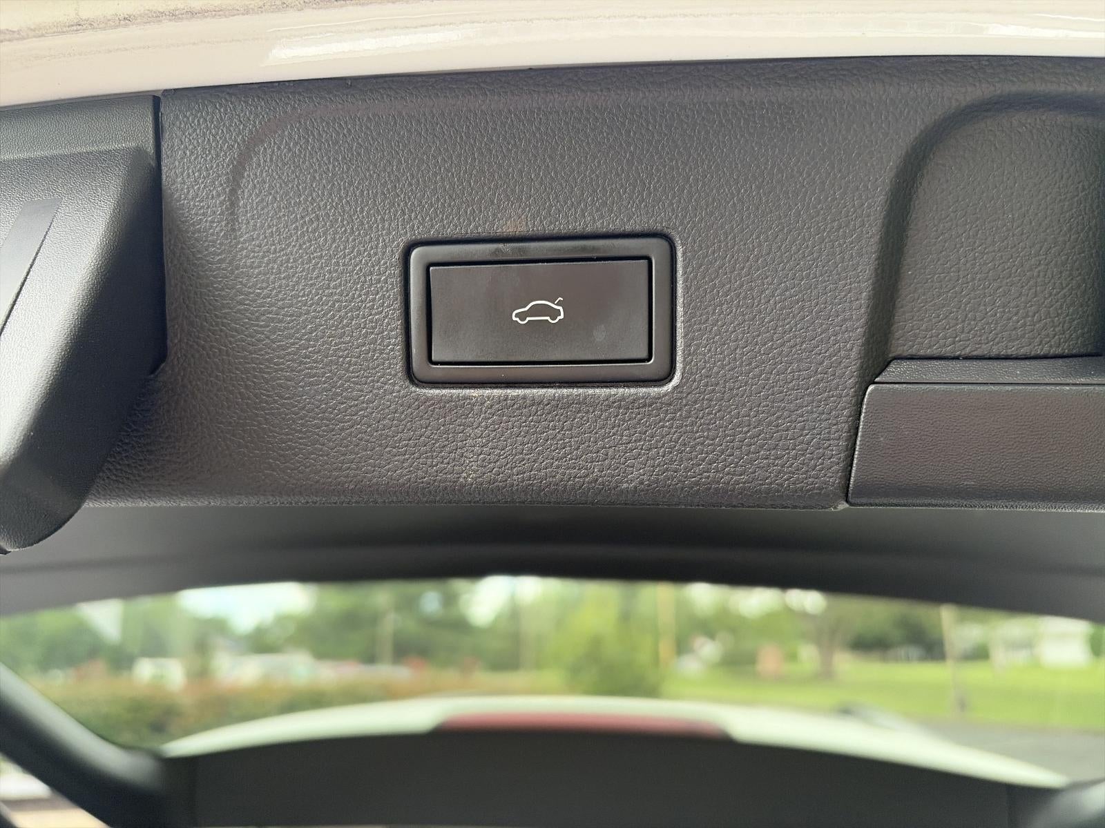 2023 Volkswagen Atlas 3.6L V6 SE w/Technology 4MOTION