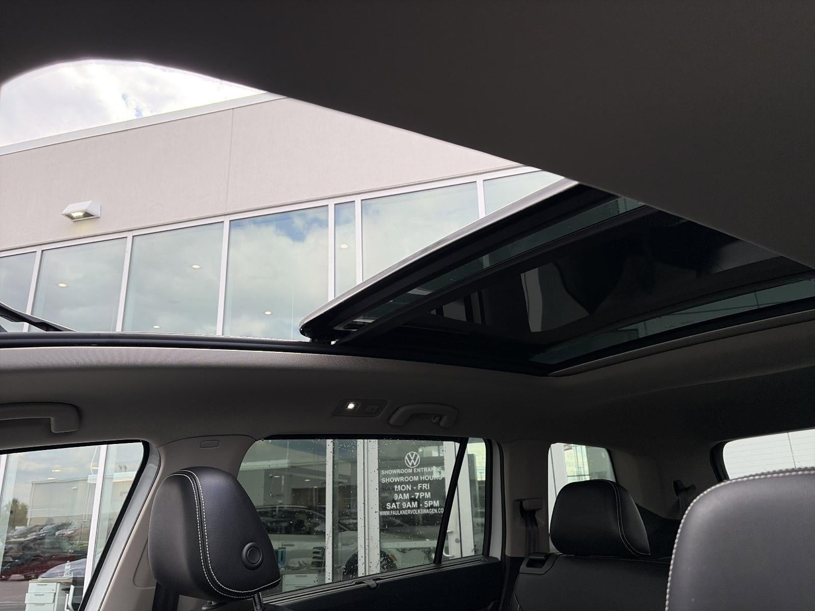 2023 Volkswagen Atlas 2.0T SE w/Technology 4MOTION