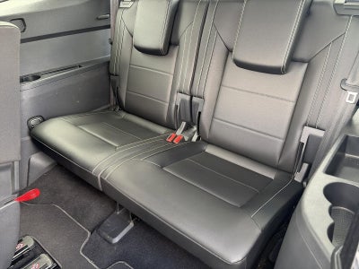 2023 Volkswagen Atlas 2.0T SE w/Technology 4MOTION