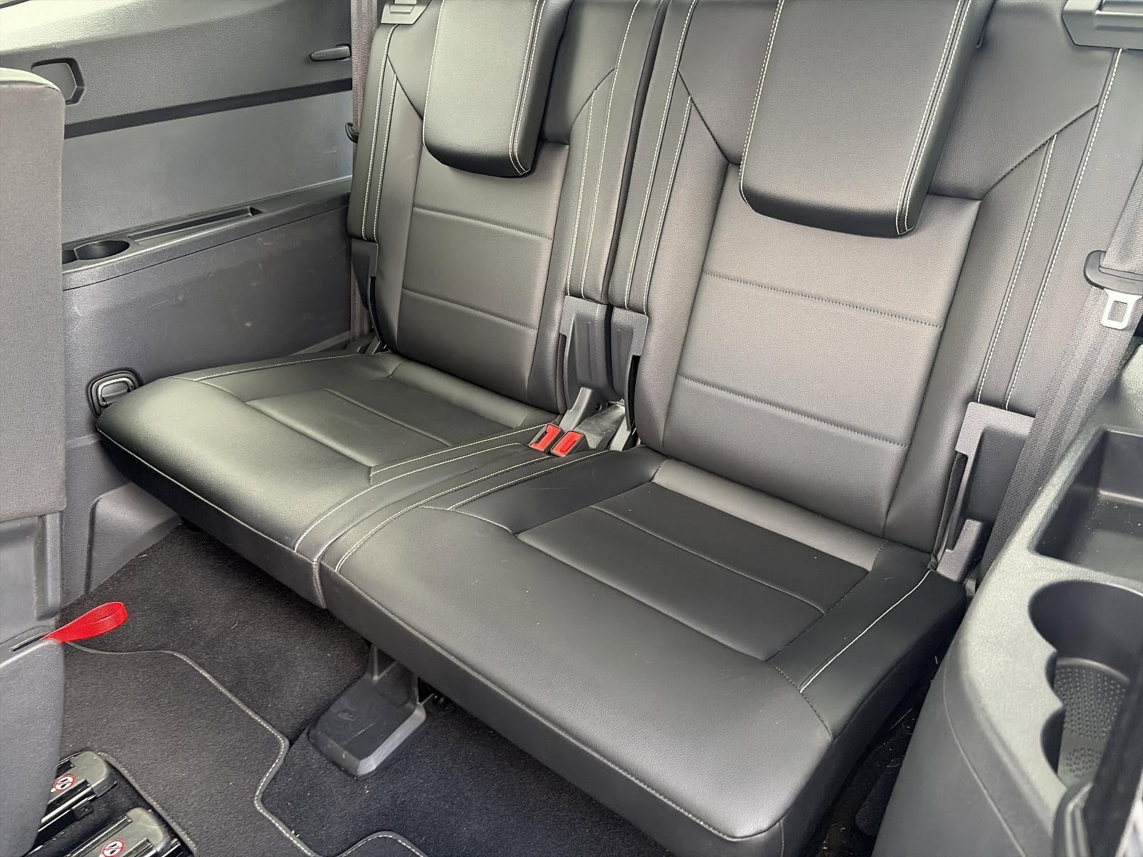 2023 Volkswagen Atlas 2.0T SE w/Technology 4MOTION