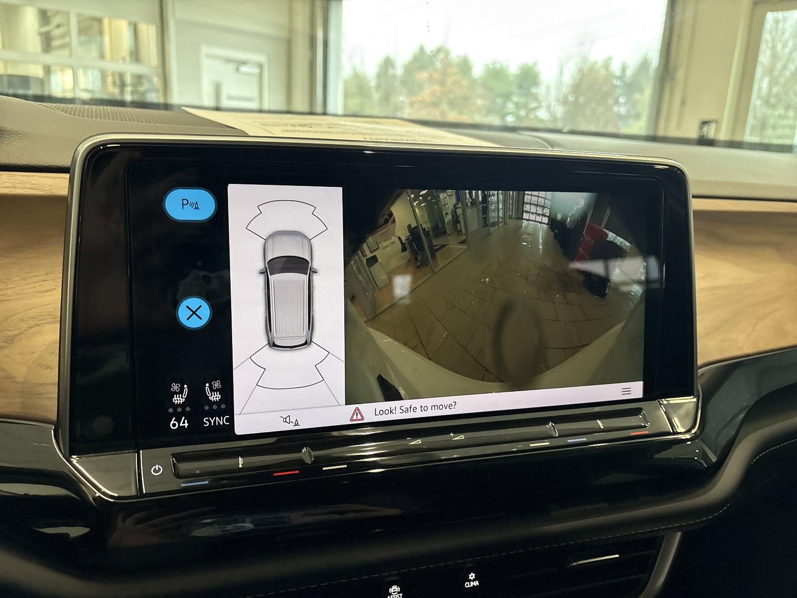 2024 Volkswagen Atlas 2.0T SE w/Technology FWD