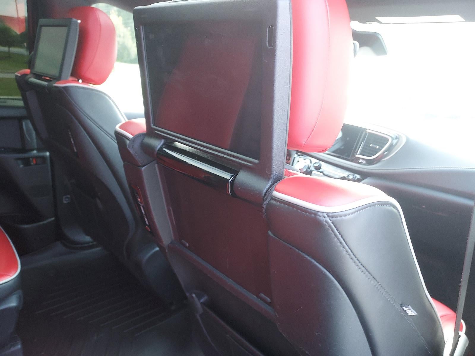 2020 Chrysler Pacifica Hybrid Red S FWD