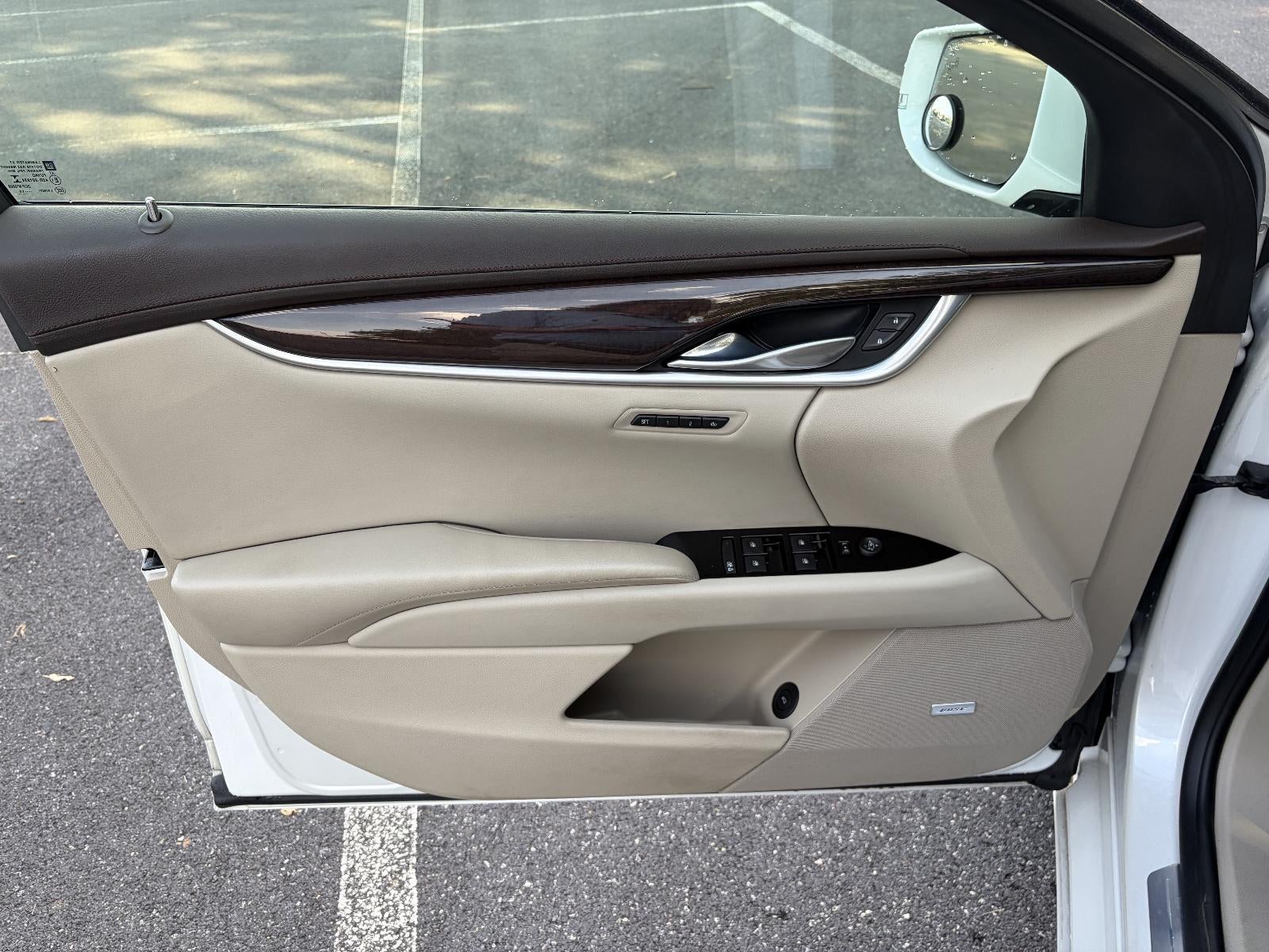 2016 Cadillac XTS 3.6L V6 AWD Premium