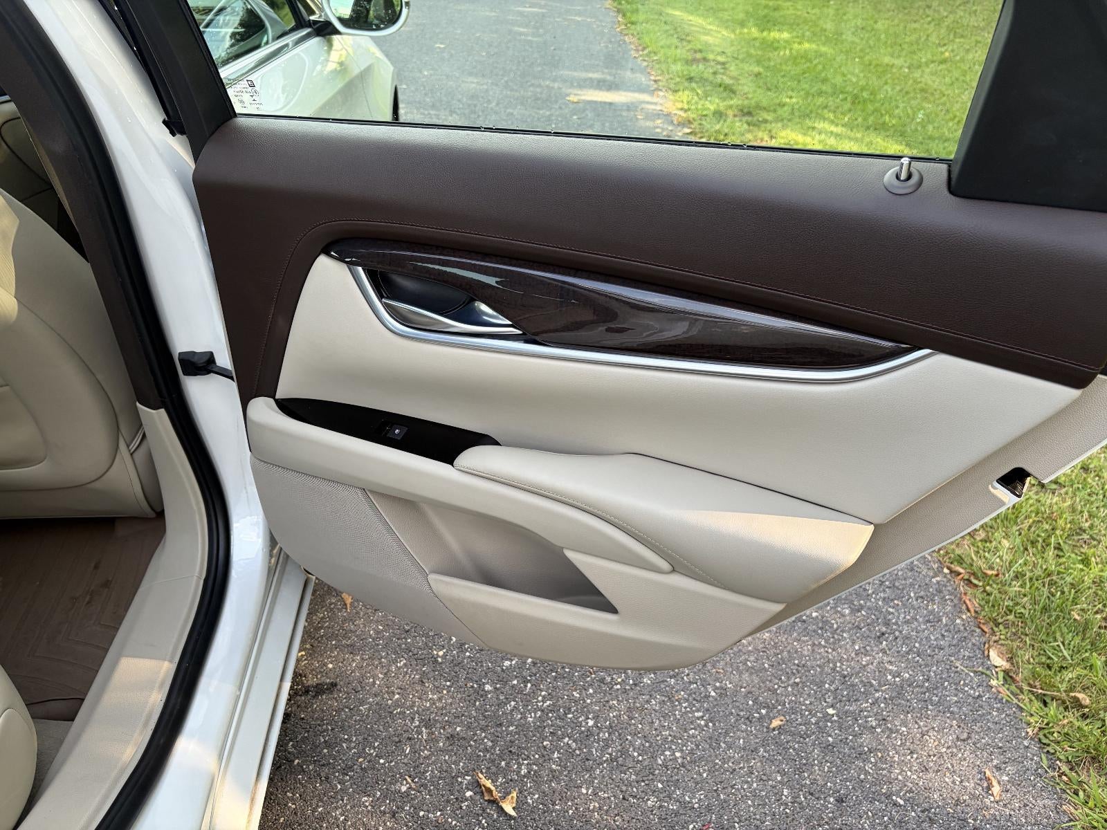 2016 Cadillac XTS 3.6L V6 AWD Premium