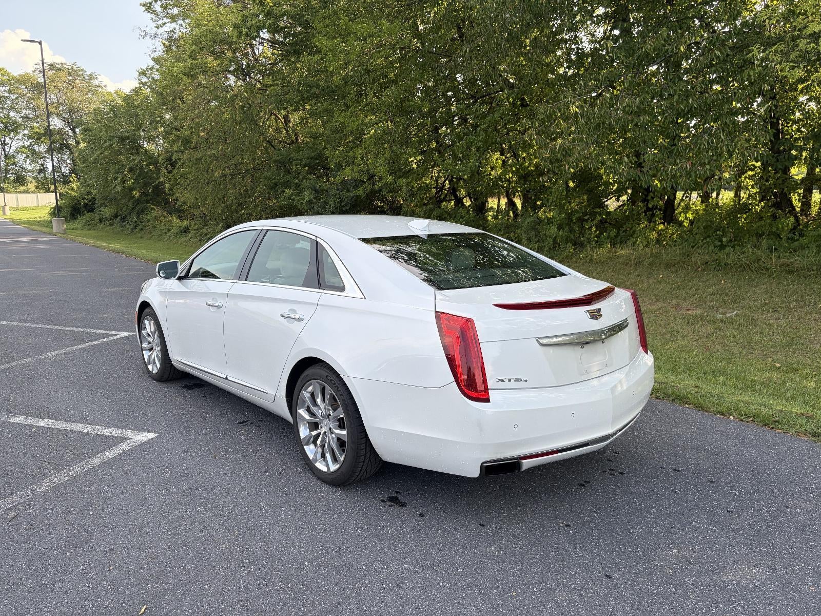 2016 Cadillac XTS 3.6L V6 AWD Premium